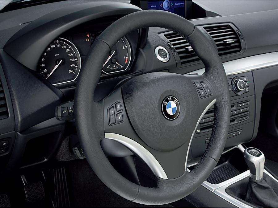  BMW 120i 3-Door 2007 года  (фото 5 из 70)